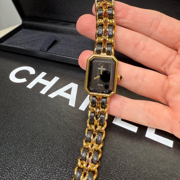 Authentic CHANEL Premiere watch size M. - Picture 1 of 16